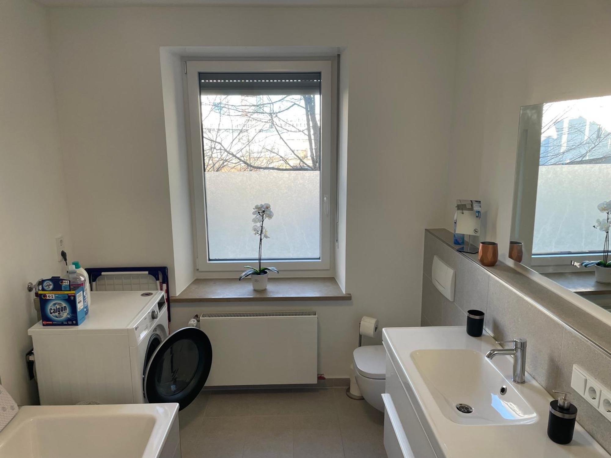 Grosse Wohnung In Westend Münih Dış mekan fotoğraf
